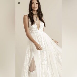 White Plunging Lace A-Line Maxi Dress/wedding dress